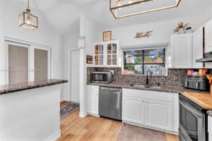 7702 NW 60th St, Tamarac, FL 33321, - MLS#A11938189