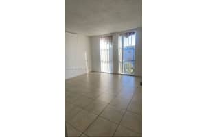 1750 W 46th St APT 537, Hialeah, FL 33012, - MLS#A11938195