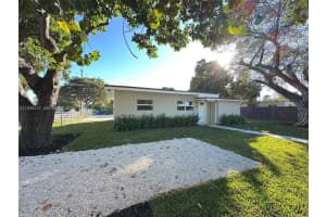 1100 Opa Locka Blvd, Miami