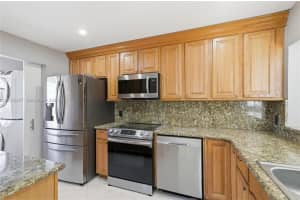 1401 NW 97th Terrace #315, Pembroke Pines, FL 33024, - MLS#A11938227