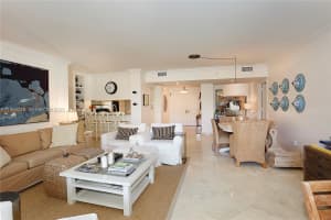 445 Grand Bay Dr APT 215, Key Biscayne, FL 33149, - MLS#A11938229