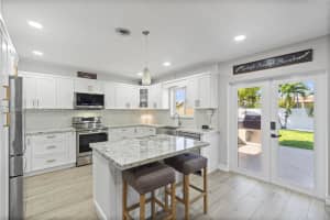 3330 SW 105th Ave, Miami, FL 33165, - MLS#A11938248