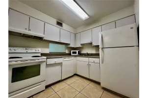 5201 Geneva Ct Apartment 109, Doral, FL 33166, - MLS#A11938261