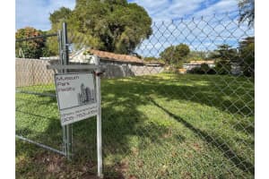 261 Nw 96th St, Miami