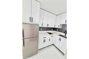 5051 Sw 128th Ct 2, Miami