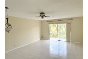 300 Ne 14th Ave 404 Hallandale Beach, FL 33009 - MLS#A11938285