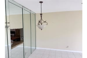 300 Ne 14th Ave 404 Hallandale Beach, FL 33009 - MLS#A11938285