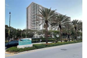 210 174th St APT 305, Sunny Isles Beach, FL 33160, - MLS#A11938297