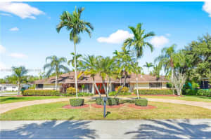 9995 Sw 126th Ter, Miami