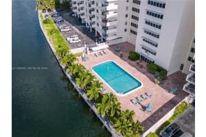 401 Golden Isles Dr 804 Hallandale Beach, FL 33009 - MLS#A11938320