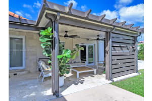 3809 SW 142nd Ave, Miami, FL 33175, - MLS#A11938332