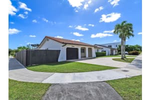 3809 SW 142nd Ave, Miami, FL 33175, - MLS#A11938332