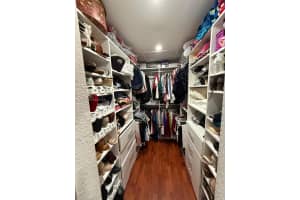 8450 Nw 7th St Pembroke Pines, FL 33024 - MLS#A11938334