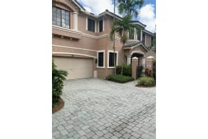 MLS# A11938345, Weston, Florida 33332