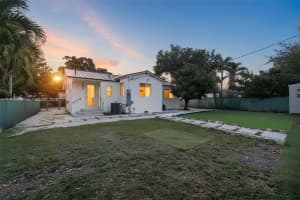 876 NE 81st St, Miami, FL 33138, - MLS#A11938346