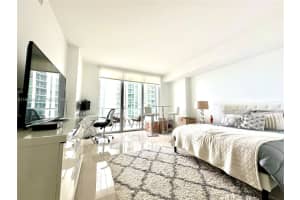 1300 Brickell Bay Dr 1205, Miami