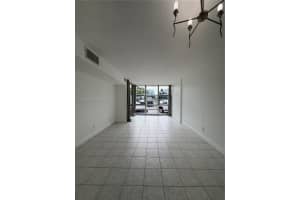 200 172nd St APT 104, Sunny Isles Beach, FL 33160, - MLS#A11938406
