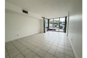 200 172nd St APT 104, Sunny Isles Beach, FL 33160, - MLS#A11938406