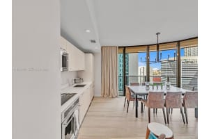 55 SW 9th St Apt 1808, Miami, FL 33130, - MLS#A11938408