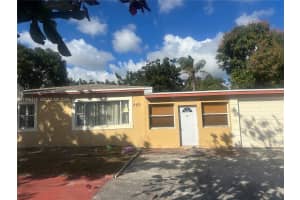 465 NE 157th Ter #2, Miami, FL 33162, - MLS#A11938418