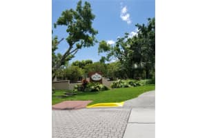 13952 Sw 91st Ter 13952 Miami, FL 33186 - Off Market