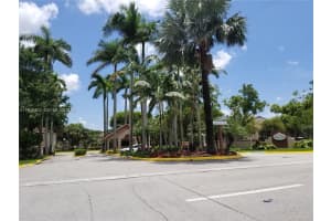 13952 Sw 91st Ter 13952 Miami, FL 33186 - Off Market