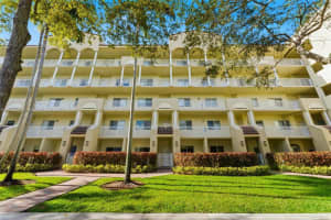 10710 NW 66th St APT 111, Doral, FL 33178, - MLS#A11938474