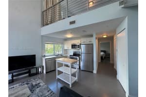 7700 Collins Ave APT 1, Miami Beach, FL 33141, - MLS#A11938492