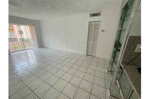 460 E 23rd St APT 319, Hialeah, FL 33013, - MLS#A11938493