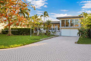 2141 Ne 18th Ave, Wilton Manors
