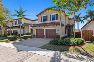 2380 NE 1st St, Homestead, FL 33033, - MLS#A11938563