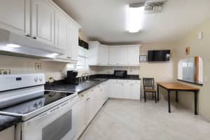 1000 NE 116th St, Biscayne Park, FL 33161, - MLS#A11938582