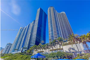 Ocean Four, 17201 Collins Ave APT 2006, Sunny Isles Beach, FL 33160, - MLS#A11938597