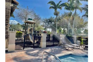 3395 Ne 9th Dr 102 Homestead, FL 33033 - Off Market