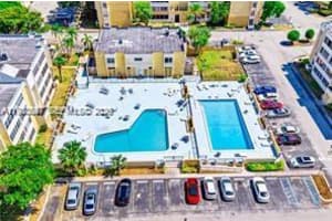 6861 SW 147th Ave APT 1H, Miami, FL 33193, - MLS#A11938651