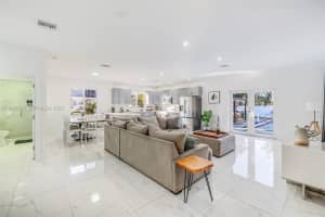 10245 SW 212th St, Cutler Bay, FL 33189, - MLS#A11938684