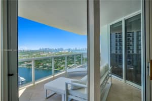 Blue Diamond Tower, 4779 Collins Ave APT 3104, Miami Beach, FL 33140, - MLS#A11938690