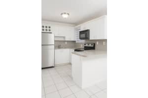 8170 Nw 10th St 2, Miami