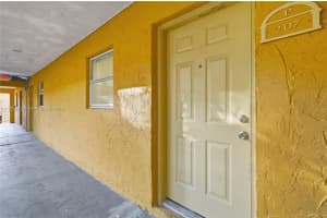 17911 Nw 68th Ave P207, Hialeah 17911 Nw 68th Ave P207, Hialeah
