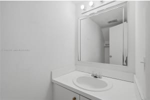 17911 Nw 68th Ave P207 Hialeah, FL 33015 - MLS#A11938722