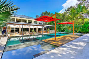 5520 Oakwood Ln Coral Gables, FL 33156 Sold 01/15/26