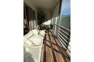 500 NE 14th Ave APT 302, Hallandale Beach, FL 33009, - MLS#A11938784