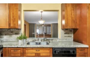 1024 SE 3rd Ave APT 304, Dania Beach, FL 33004, - MLS#A11938790