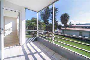 2731 Taft St APT 207, Hollywood, FL 33020, - MLS#A11938802