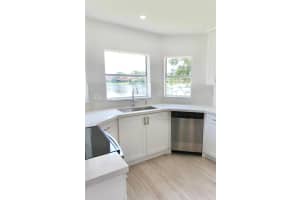 239 Nw 107th Ave Pembroke Pines, FL 33026 - MLS#A11938834