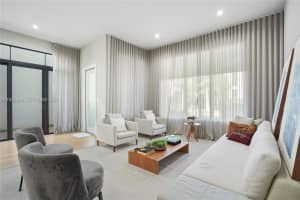 8144 Nw 43rd St Doral, FL 33166 - MLS#A11938898