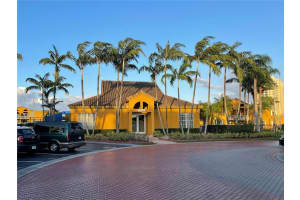 9711 Fontainebleau Blvd D203, Miami