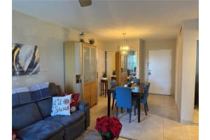 17620 Atlantic Blvd APT 518, Sunny Isles Beach, FL 33160, - MLS#A11938918