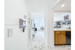 1825 S Ocean Dr Ph11 Hallandale Beach, FL 33009 - MLS#A11938928