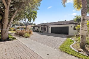 7910 Nw 169th Ter Miami Lakes, FL 33016 - MLS#A11938955